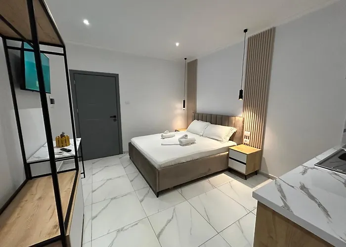 Full Moon Apartments